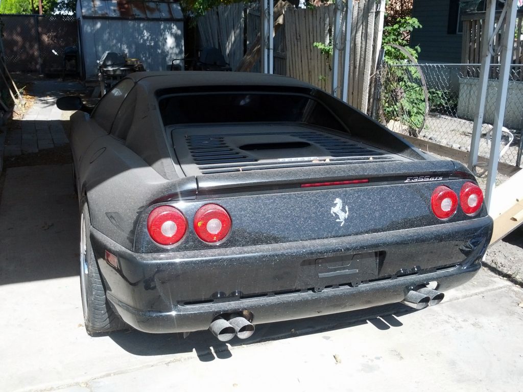 Black Ferrari F355 GTS